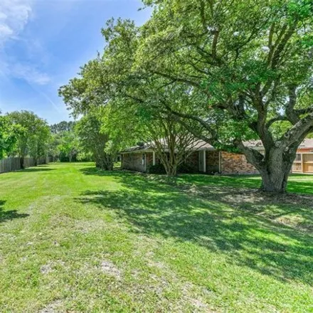 Image 5 - 151 Mary Lane, Bacliff, TX 77518, USA - House for sale