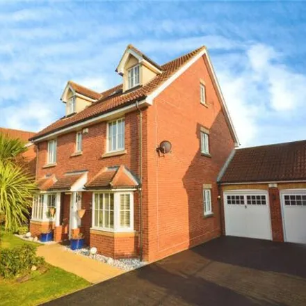 Buy this 5 bed house on Gravel Hill Way in Tendring, CO12 3TX