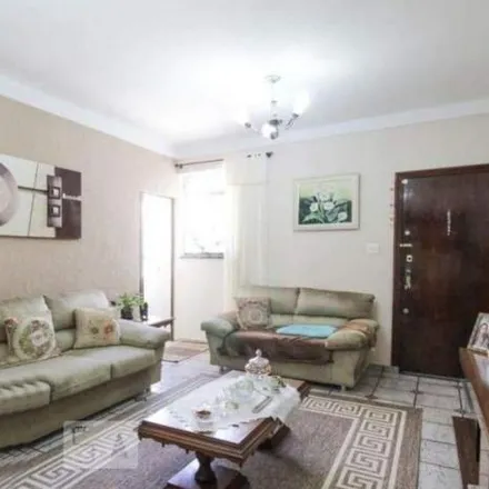 Buy this 3 bed apartment on Rua Engenheiro Lauro Penteado in Vila Monumento, São Paulo - SP