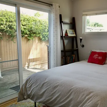 Rent this 3 bed house on Encinitas