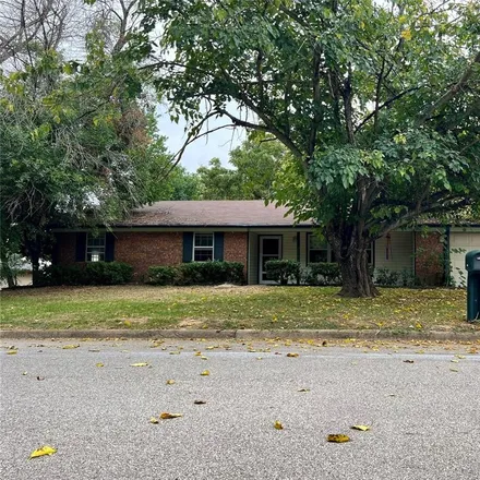 Buy this 3 bed house on 3302 Bogota Road in Athens, TX 75752