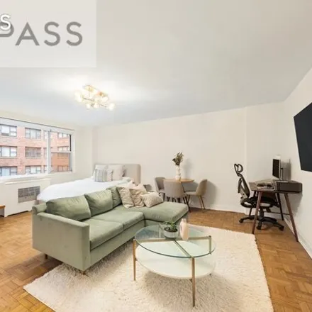 Rent this studio apartment on 139 East 33rd Street in New York, NY 10016