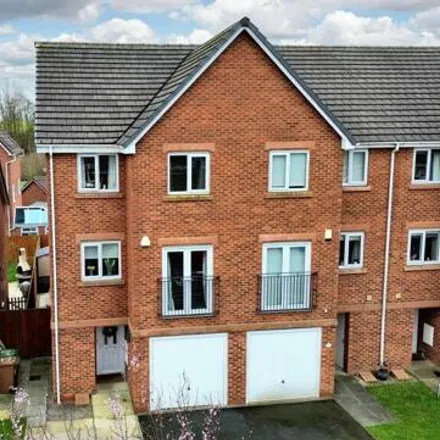Buy this 4 bed townhouse on Old Elton Head Road in St Helens, WA9 5RJ