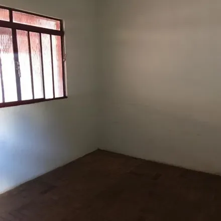 Buy this 5 bed house on Rua Tancredo Neves in Santa Marta, Uberaba - MG