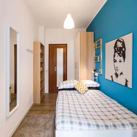 Image 8 - Via Gianni Caproni, 20125 Milan MI, Italy - Room for rent