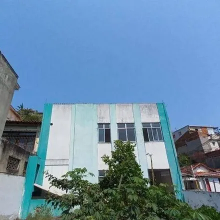 Rent this 6 bed house on Igreja Cristã Maranata in Rua Carlos Maximiano 226, São Lourenço