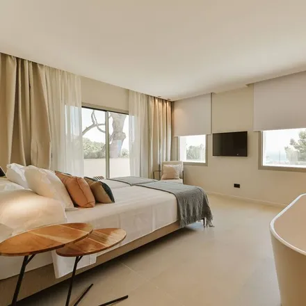 Rent this 6 bed house on Cas Català in Carrer des Barranc, 07181 ses Illetes