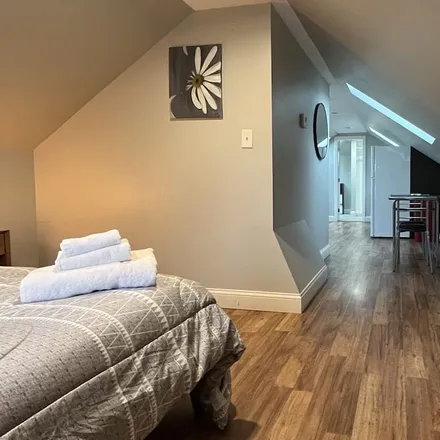 Rent this 4 bed apartment on Providence