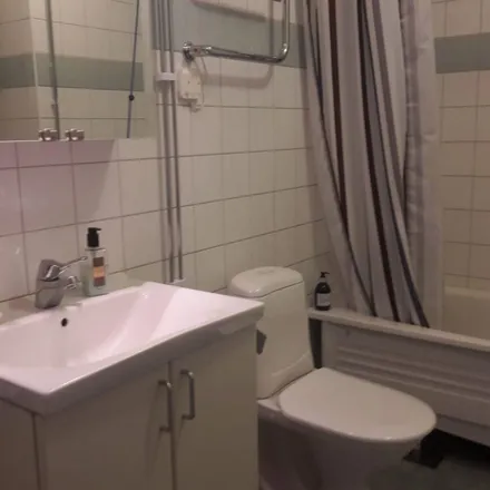 Rent this 5 bed apartment on Anders Lundströms gata 20 in 169 71 Solna kommun, Sweden