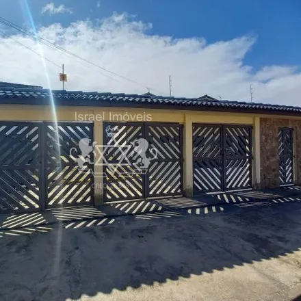 Buy this 6 bed house on Rua Alexandre de Souza Freire Faria in Jardim Bela Vista, Caraguatatuba - SP