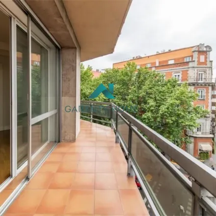 Image 9 - Calle de Narváez, 28009 Madrid, Spain - Apartment for rent
