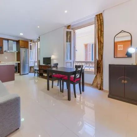 Rent this 3 bed apartment on Centro Histórico in Calle Cortina del Muelle, 29015 Málaga