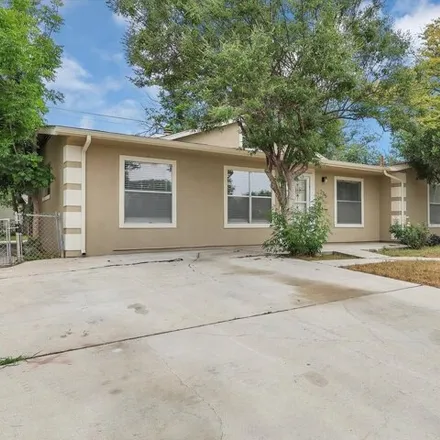 Rent this 4 bed house on 257 Basswood Drive in San Antonio, TX 78213