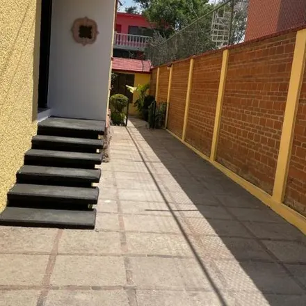 Rent this 3 bed house on Avenida Hacienda de Tarimoro in 52926 Ciudad López Mateos, MEX