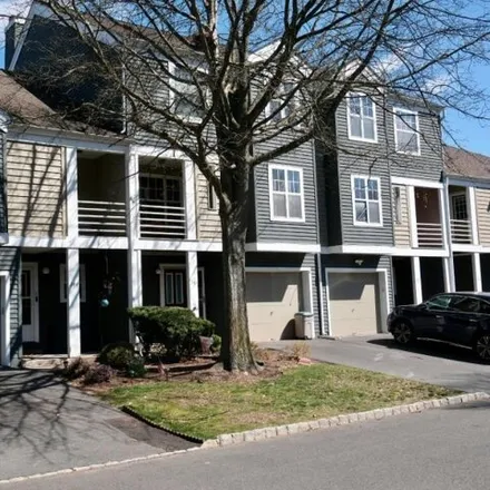 Image 2 - 361 Greenfield Road, Green Knoll, Bridgewater Township, NJ 08807, USA - Condo for sale