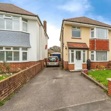 Buy this 3 bed house on 22 Lackford Avenue in Eling, SO40 9BQ