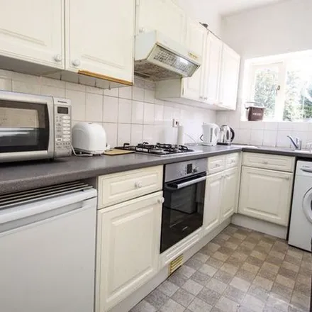 Rent this 5 bed apartment on Maxwell Road in Heron Court Road, Bournemouth