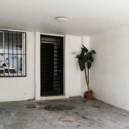 Buy this 4 bed house on Calle Paseo de Villistas Norte in Las Palmas, 45100 Zapopan