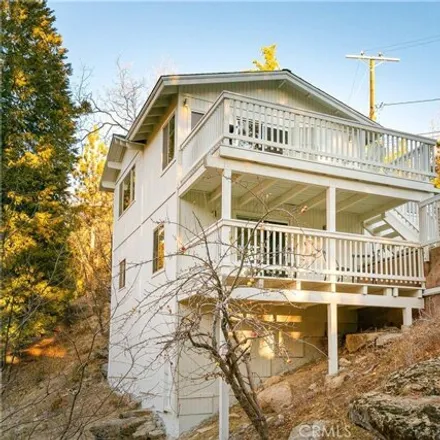 Buy this 3 bed house on 32894 Upper Boulder Road in Arrowbear Lake, Running Springs