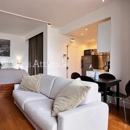 Image 2 - 59 Rue La Boétie, 75008 Paris, France - Apartment for rent