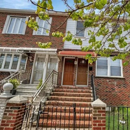 Buy this 5 bed house on 930 East 89th Street in New York, NY 11236