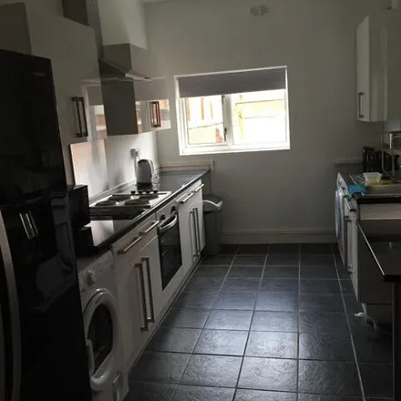 Image 3 - 38 Bolingbroke Road, Coventry, CV3 1AS, United Kingdom - Townhouse for rent