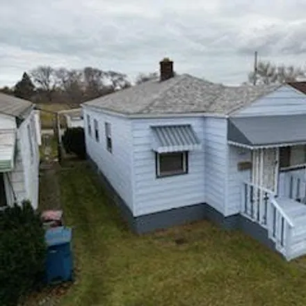 Image 1 - 572 West 22nd Place, Gary, IN 46407, USA - House for sale