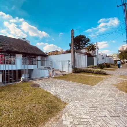 Buy this 4 bed house on Rua Professor Brazílio Ovídio da Costa 554 in Portão, Curitiba - PR