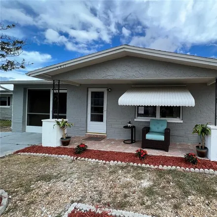 Buy this 3 bed house on 3811 Redwood Drive in Holiday, FL 34691