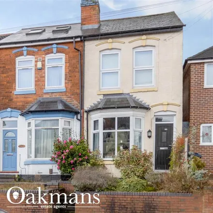 Rent this 6 bed house on 133 Warwards Lane in Stirchley, B29 7QX