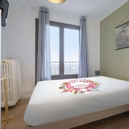 Rent this 2 bed room on Résidence Louvois in Avenue de l'Architecte Louis Cordonnier, 59800 Lille