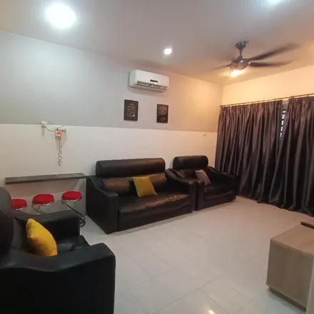 Rent this 3 bed apartment on unnamed road in Taman Gadong Perdana, 75250 Malacca City