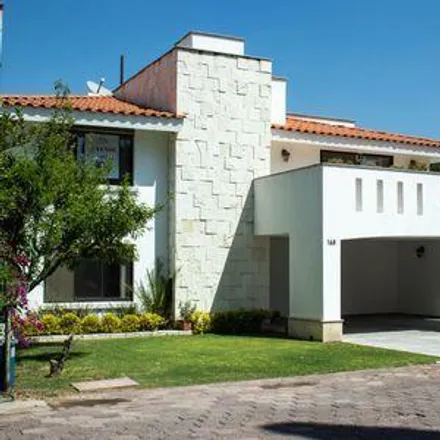 Buy this 4 bed house on Calle Paseo del Abanico in 76815 San Juan del Río, QUE