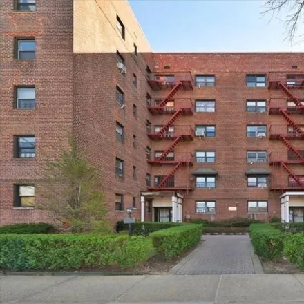 Buy this studio apartment on 147-11 84th Drive in New York, NY 11435