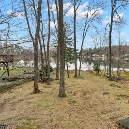 Image 9 - 19 South Shore Trail, Upper Mohawk, Sparta Township, NJ 07871, USA - House for sale