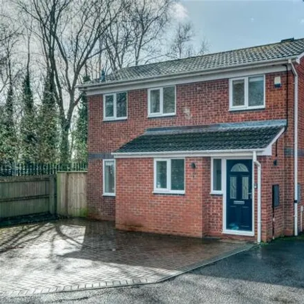 Buy this 3 bed house on Ely Close in Worcester, WR5 1JX