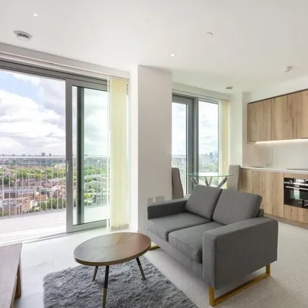 Rent this studio apartment on 116 Cavell Street in St. George in the East, London