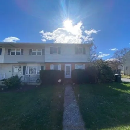 Rent this 3 bed house on 263 South Short Street in Emmaus, PA 18049