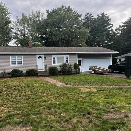 Rent this 3 bed house on 219 Birch Road in Longmeadow, MA 01106