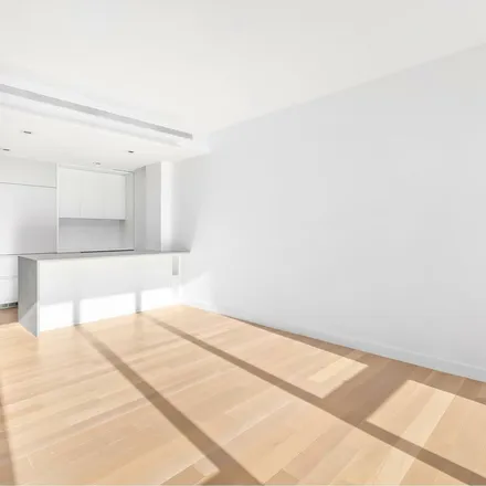 Image 3 - Gopuff, 150 Rivington Street, New York, NY 10002, USA - Apartment for rent