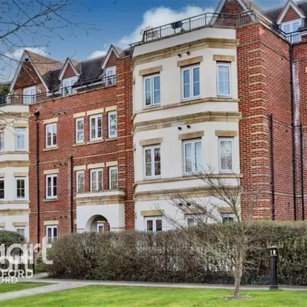 Rent this 2 bed apartment on The Cedars in Guildford, GU1 1YZ