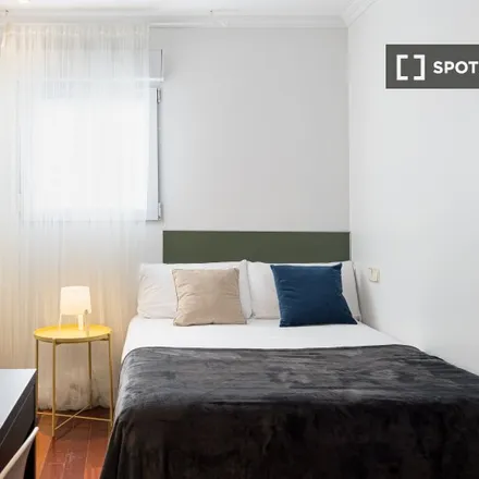 Rent this 6 bed room on Madrid in La Terraza del Santo Domingo, Calle de San Bernardo