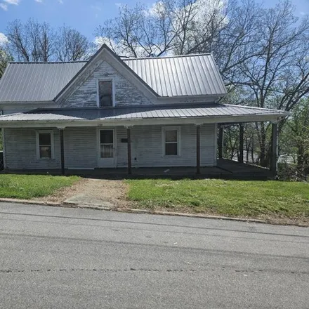 Buy this 4 bed house on 280 Leonard Street in Highland Hills, Greeneville