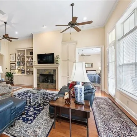Image 6 - 19 English Turn Court, New Orleans, LA 70131, USA - House for sale