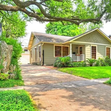 Rent this 3 bed house on 867 Byrne Street in Houston, TX 77009