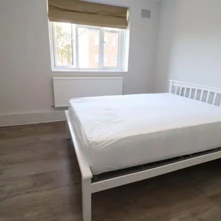 Rent this 5 bed apartment on 1-48 Maple Avenue in London, W3 7LE