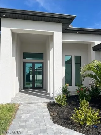 Image 2 - 2715 Southwest 20th Avenue, Cape Coral, FL 33914, USA - House for sale