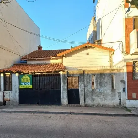 Buy this 3 bed house on 172 - Roldán 2898 in Villa Godoy Cruz, B1655 ABA José León Suárez