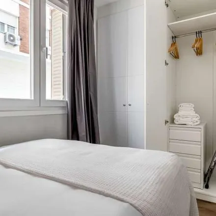 Rent this 2 bed apartment on Madrid in Mercado Maravillas, Plaza de la Condesa de Gavia
