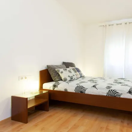 Rent this 3 bed apartment on Carrer de Villarroel in 81, 08011 Barcelona